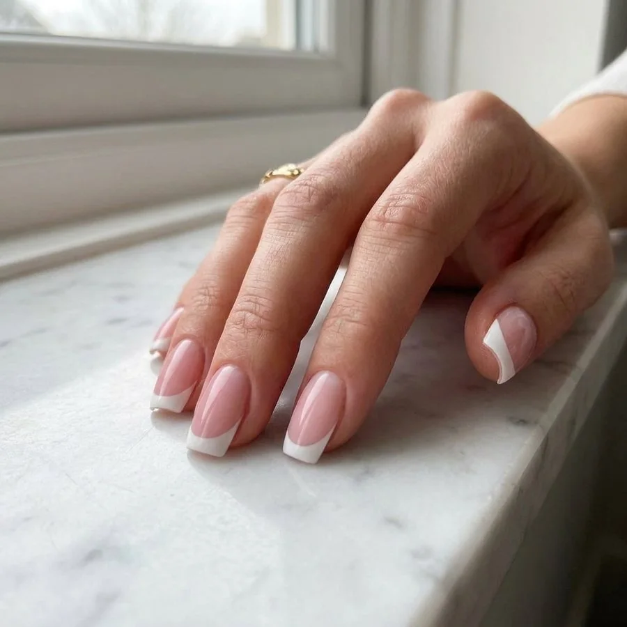 A French tip set